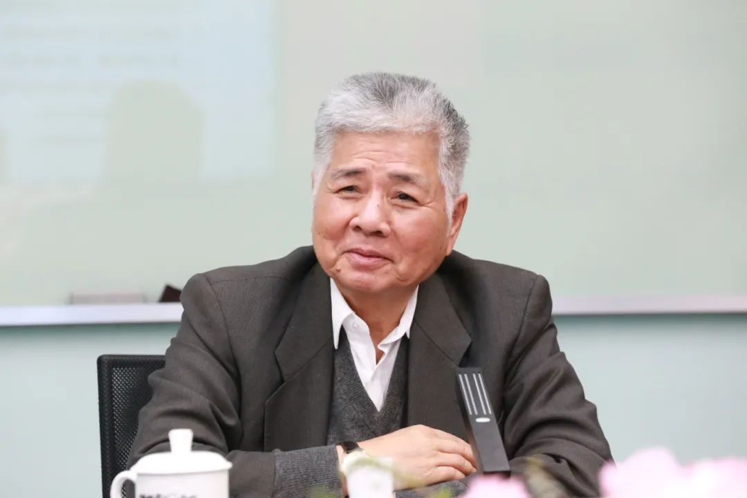 與時俱進(jìn)·知己知彼·創(chuàng)新發(fā)展丨董事長楊勛先生蒞臨常宏集團(tuán)視察指導(dǎo)工作